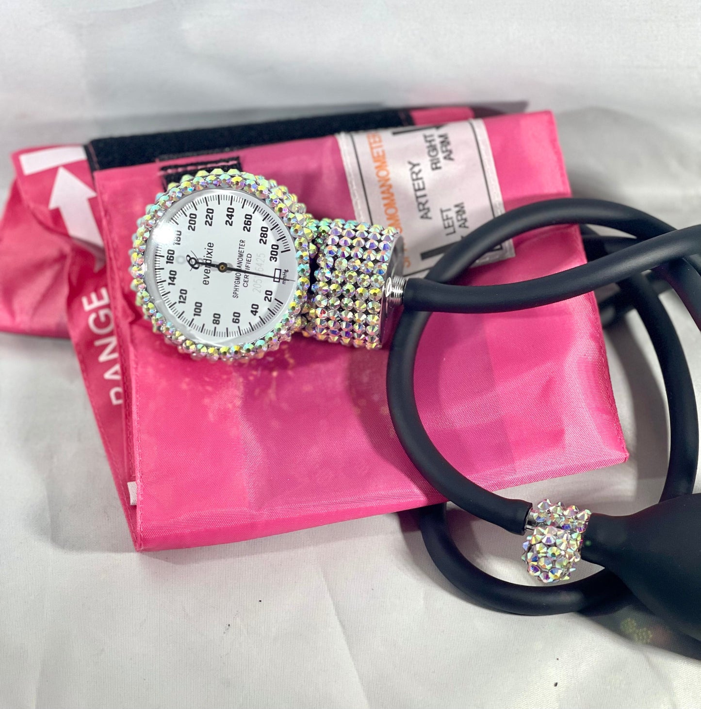 Personalized Blood Pressure Cuff Featuring Sparkling Rhinestone, Stylish Pink Health Monitoring Tool, Perfect Gift for Healthcare Workers