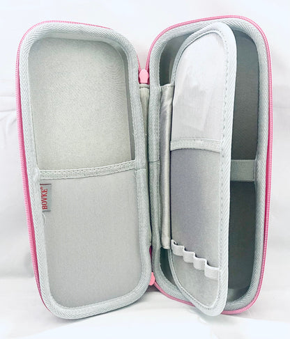 Stethoscope Case; Style B (mesh pockets, middle flap)
External dimension: 11.2 x 4.56 x 2.64 in
Internal dimension: 10.55 x 3.94 x 1.97 in
Built-in three mesh pockets, 4 pen holders
Middle divider flap 
Hard Shell carrying case with carabiner
