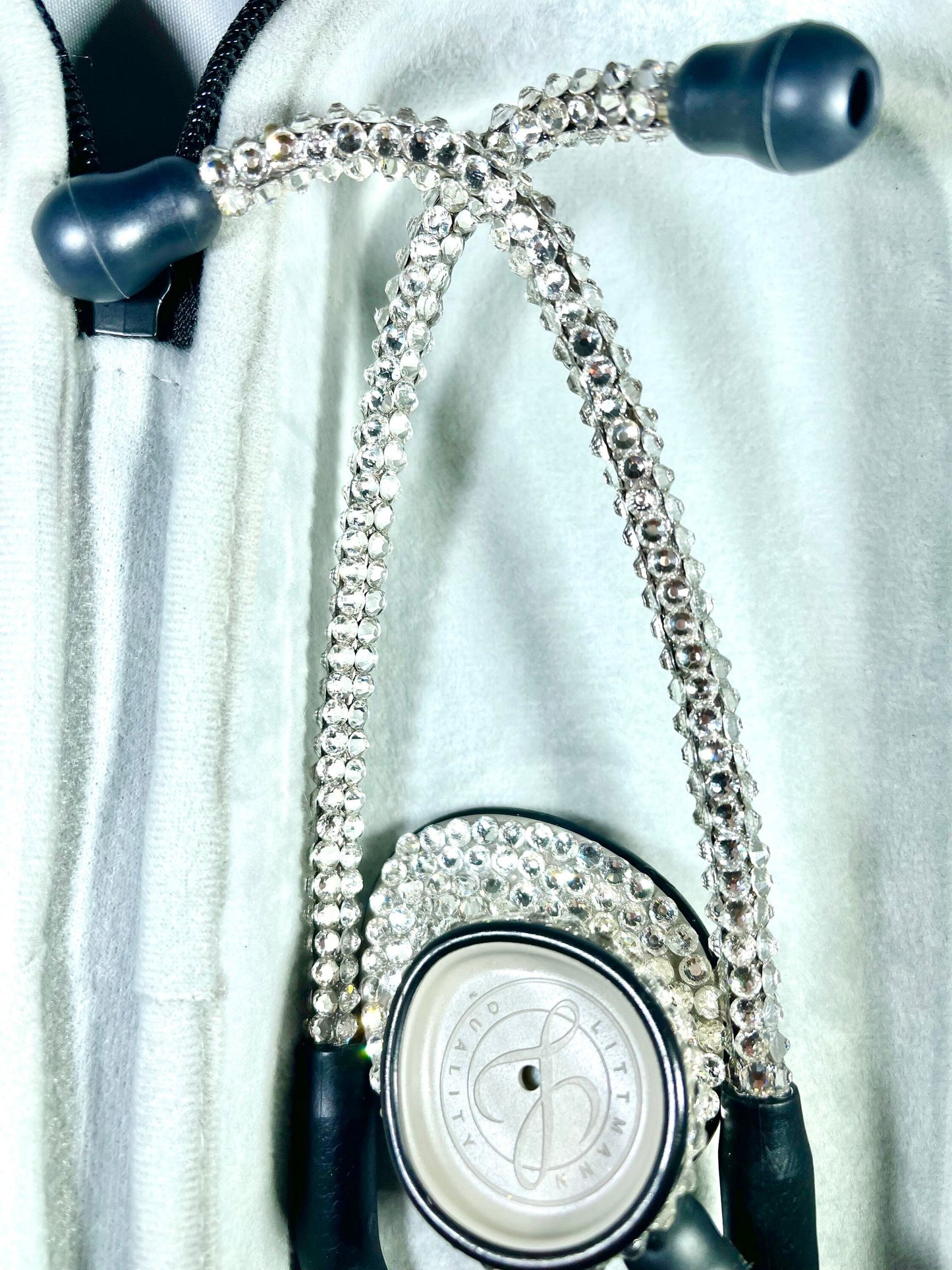 2450 3M Littmann Lightweight II S.E. Stethoscope Black, Clear Rhinestones in a mesh side pocket hard case. BlingbyKey